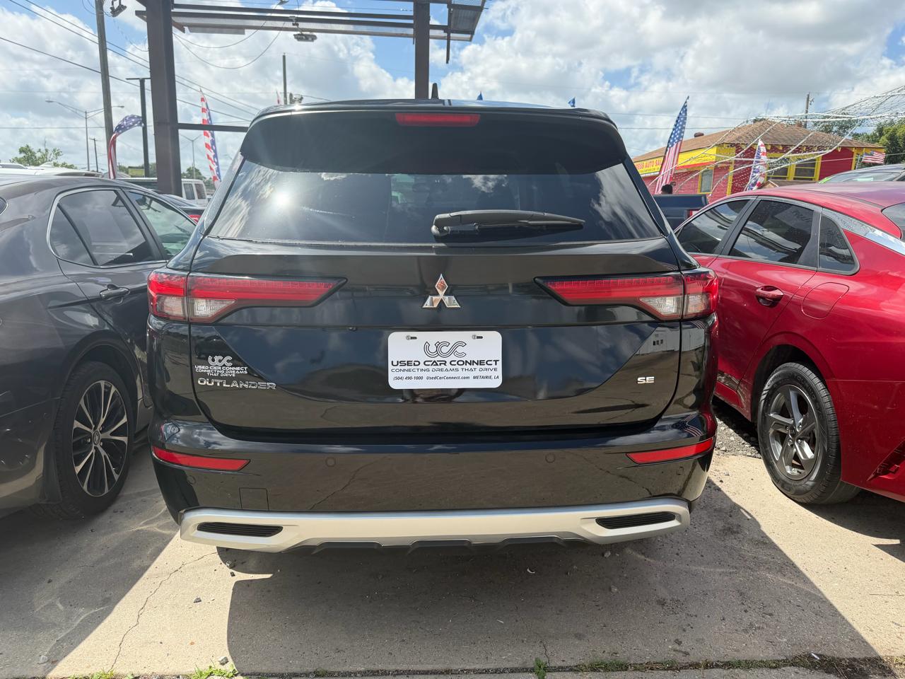 Mitsubishi Outlander SE Launch Edition FWD 2022