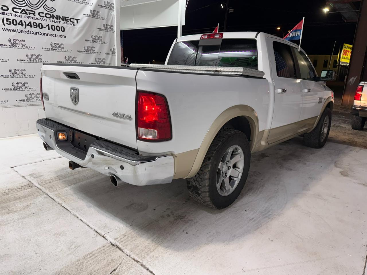RAM 1500 4WD Crew Cab 140.5" Laramie Longhorn Edition 2012