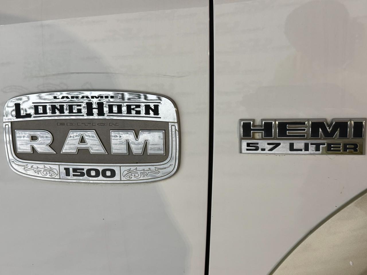 RAM 1500 4WD Crew Cab 140.5" Laramie Longhorn Edition 2012