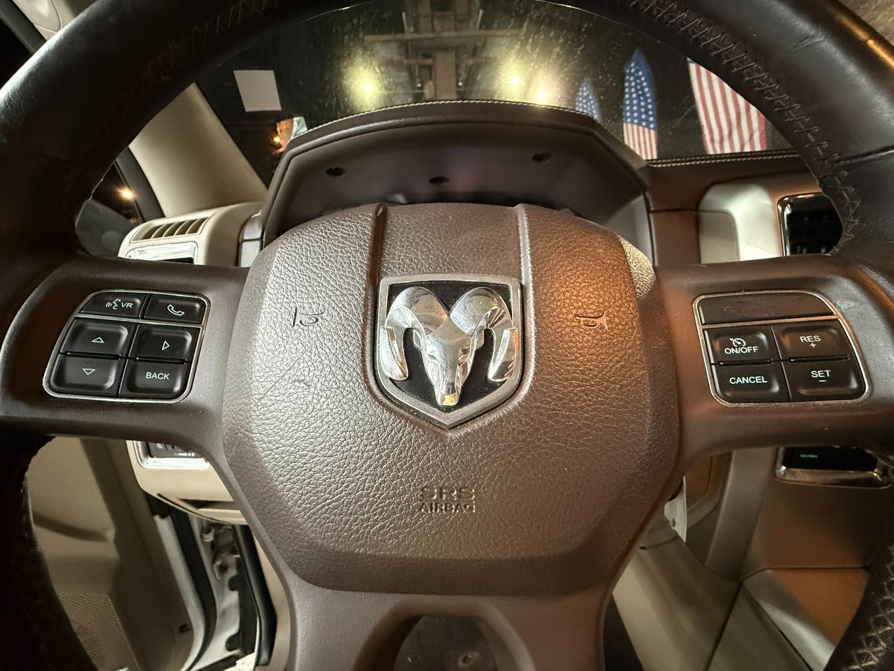 RAM 1500 4WD Crew Cab 140.5" Laramie Longhorn Edition 2012