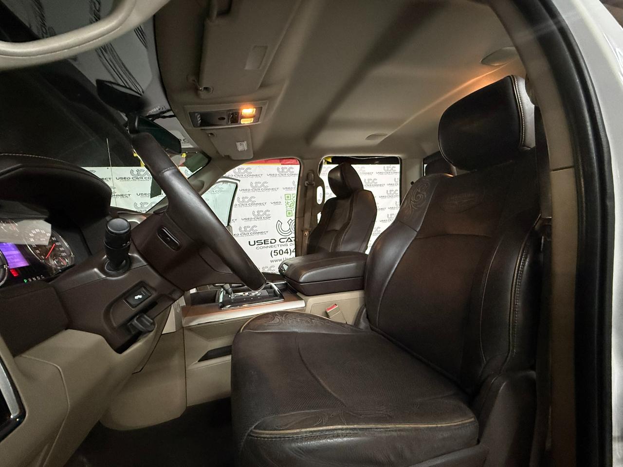 RAM 1500 4WD Crew Cab 140.5" Laramie Longhorn Edition 2012