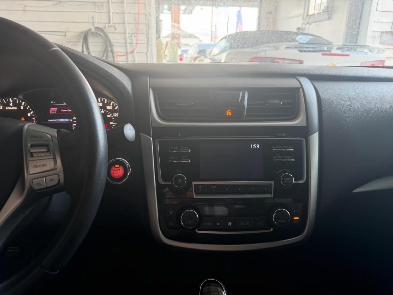 Nissan Altima 2.5 SV Sedan 2018