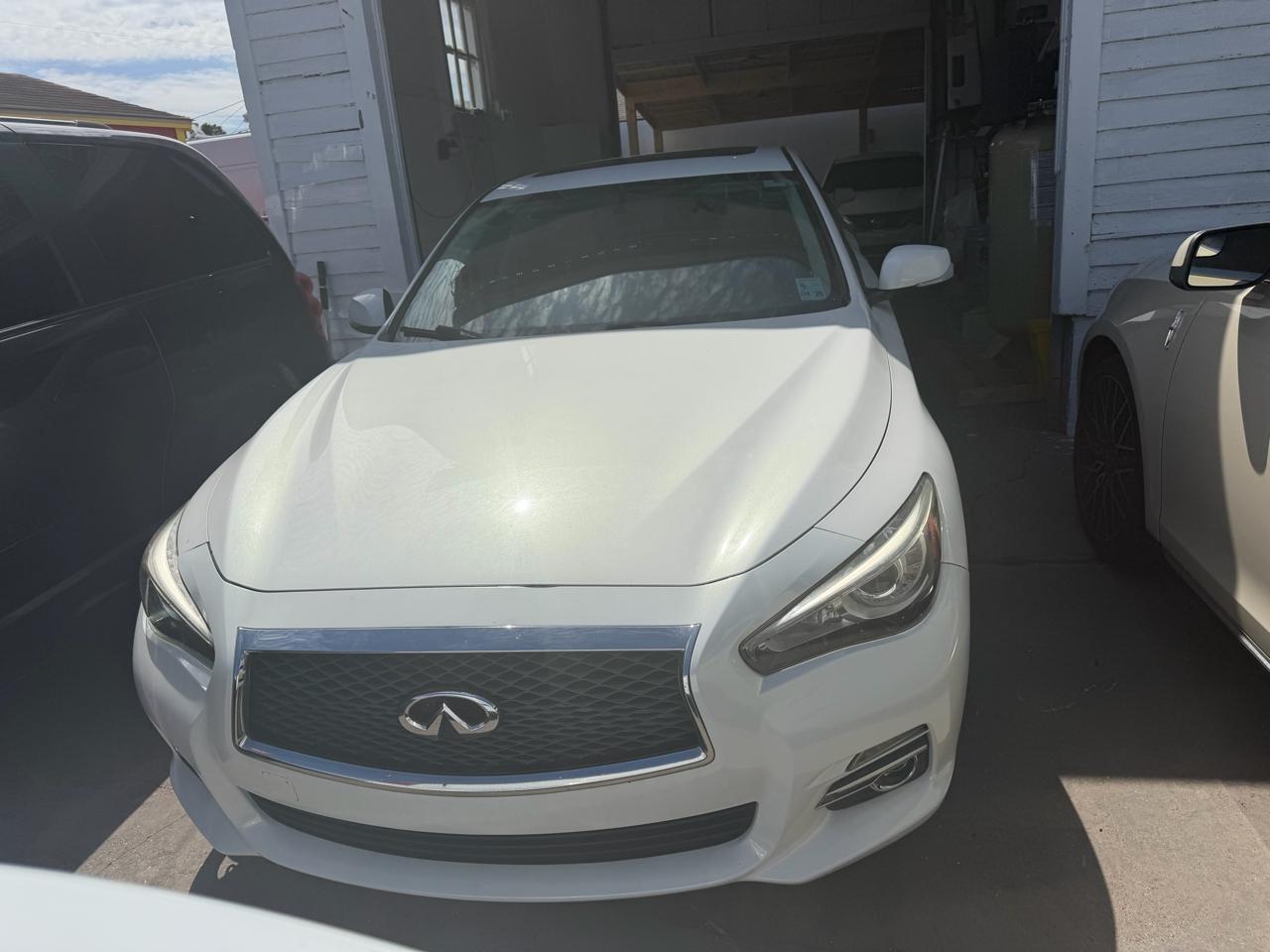 2015 Infiniti Q50 4dr Sdn AWD