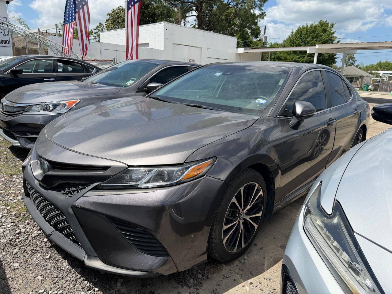 Toyota Camry XLE Auto (Natl) 2018