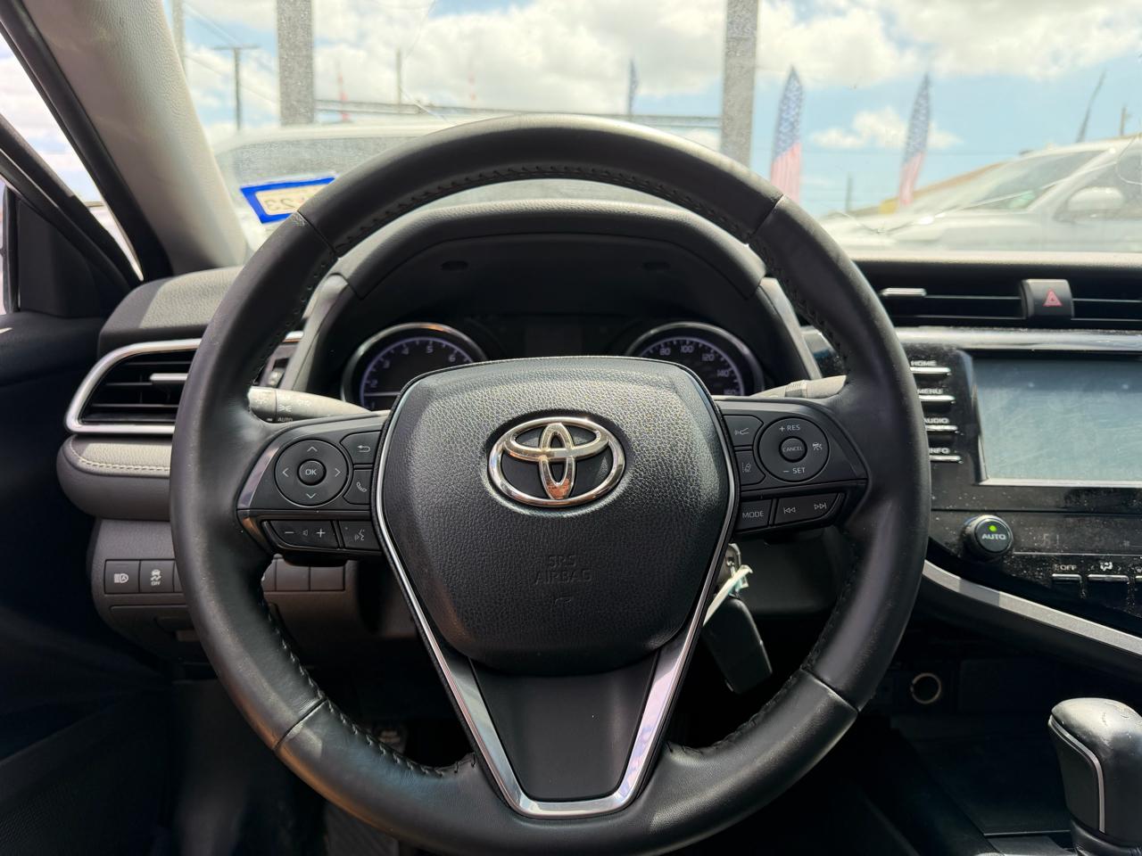 Toyota Camry XLE Auto (Natl) 2018