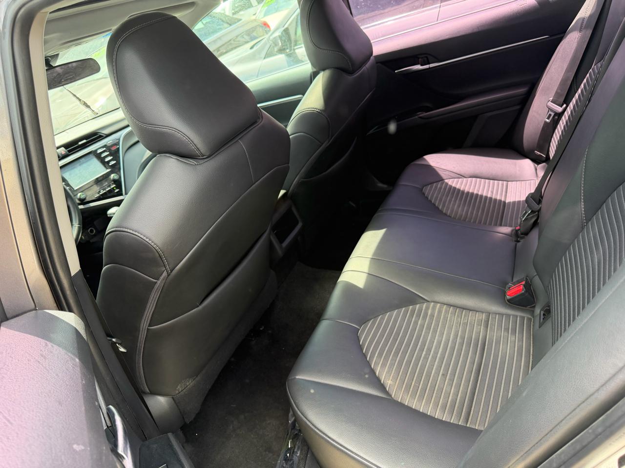 Toyota Camry XLE Auto (Natl) 2018