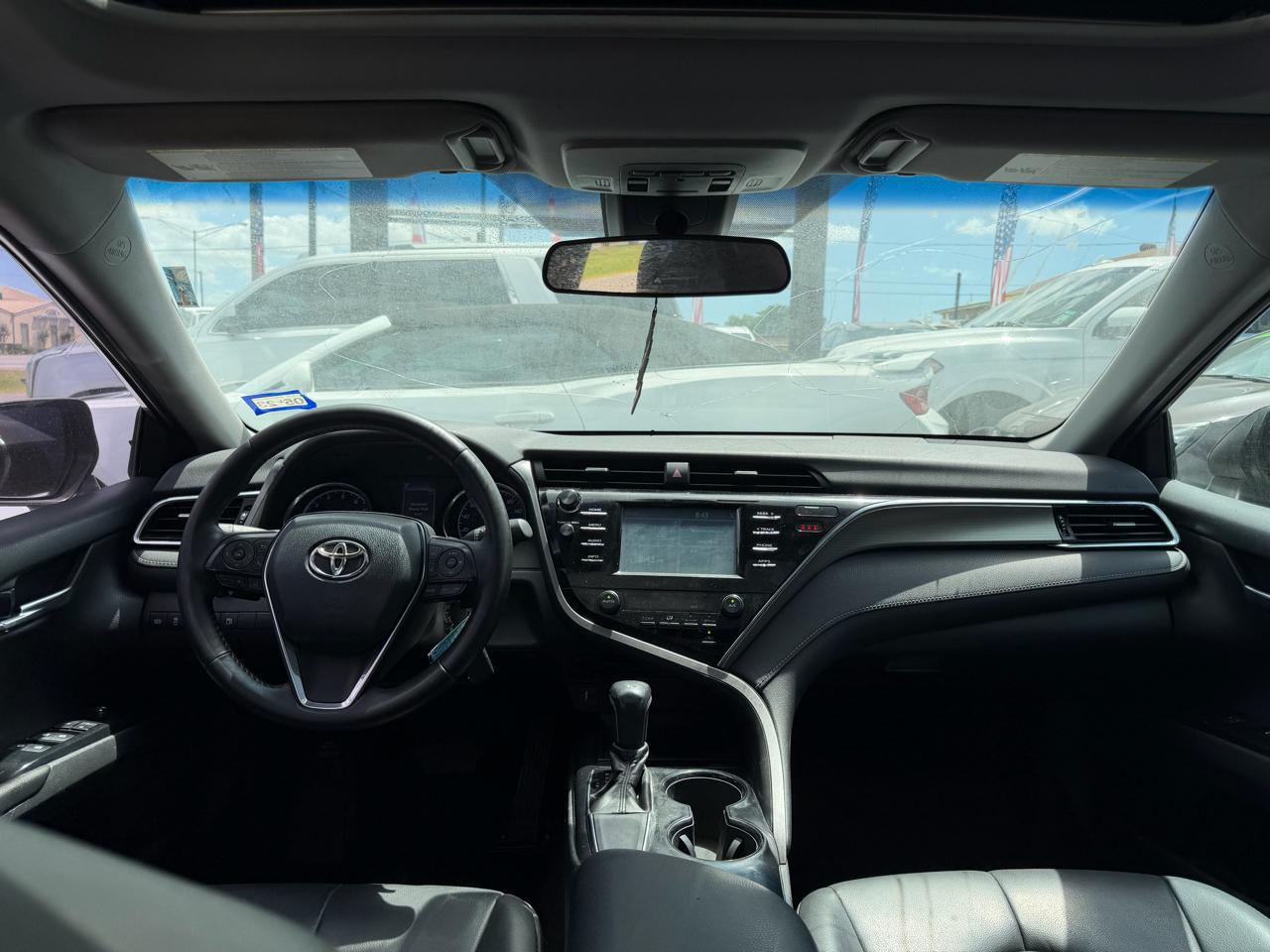 Toyota Camry XLE Auto (Natl) 2018