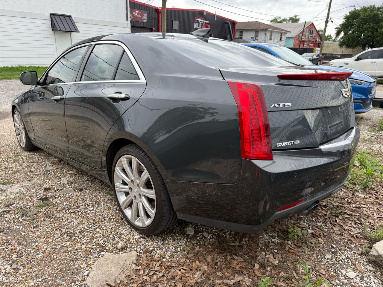 Cadillac ATS Sedan 4dr Sdn 2.0L Luxury Collection RWD 2016