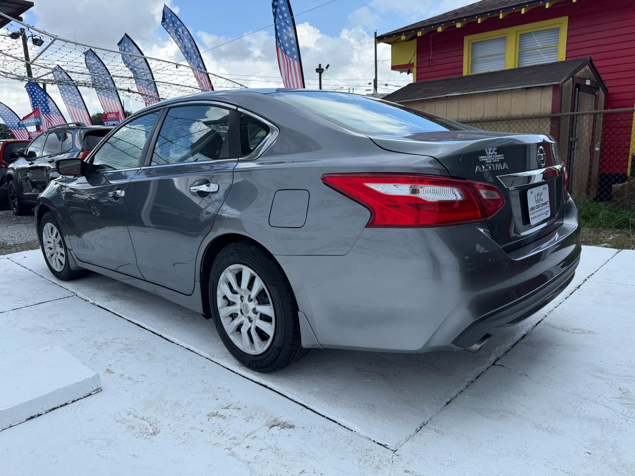 Nissan Altima 2.5 S Sedan 2017