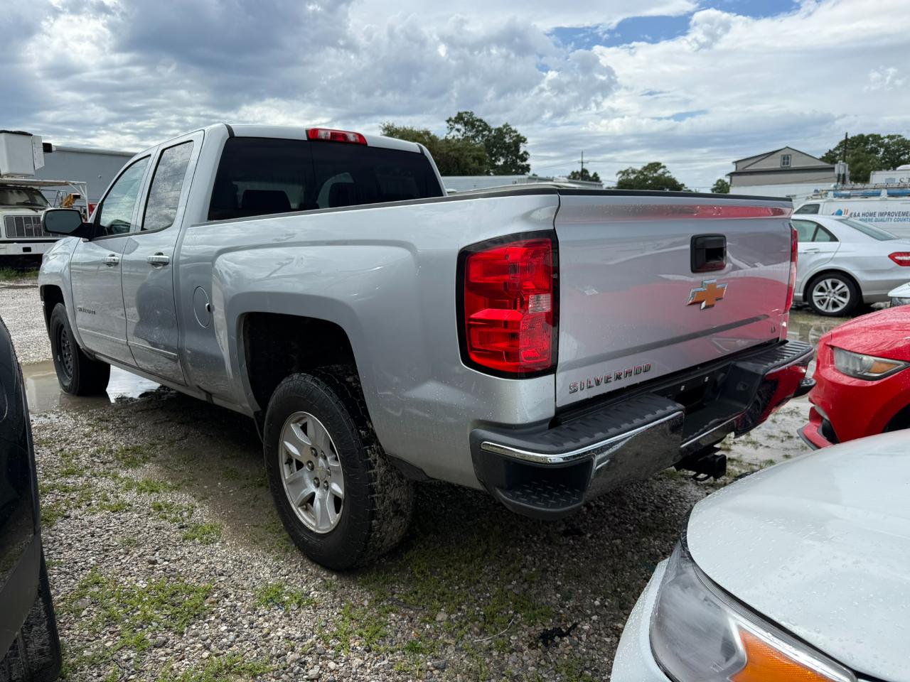 Chevrolet Silverado 1500 2WD Double Cab 143.5" LT w/1LT 2018