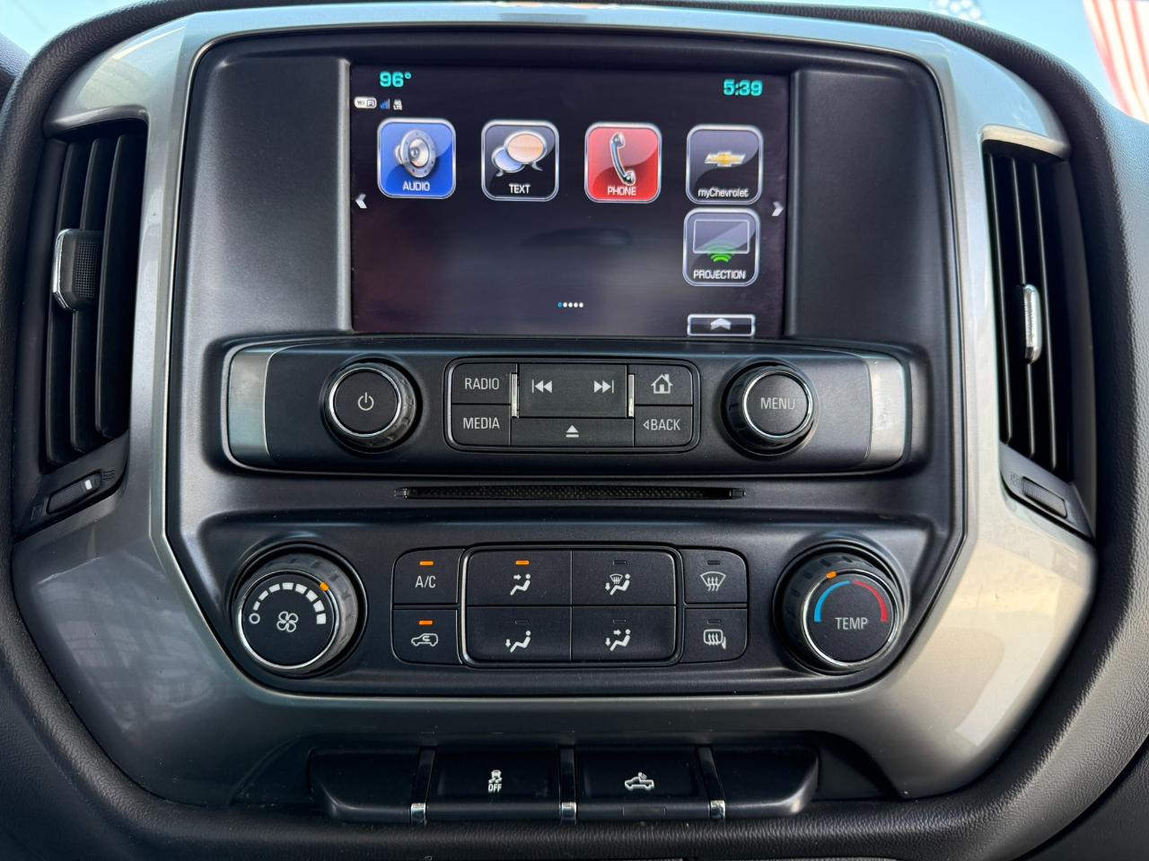 Chevrolet Silverado 1500 2WD Double Cab 143.5" LT w/1LT 2018