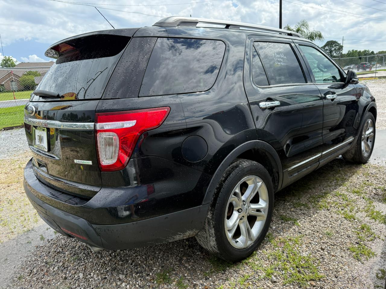 2014 Ford Explorer Limited's photo