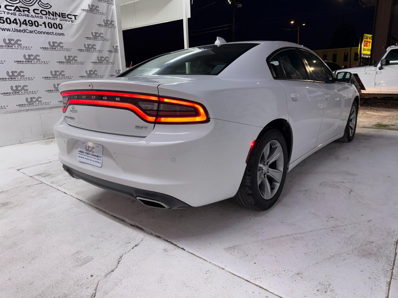 Dodge Charger SXT Plus RWD 2018