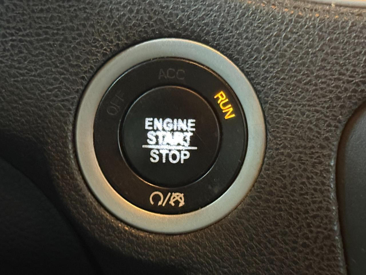Dodge Charger SXT Plus RWD 2018