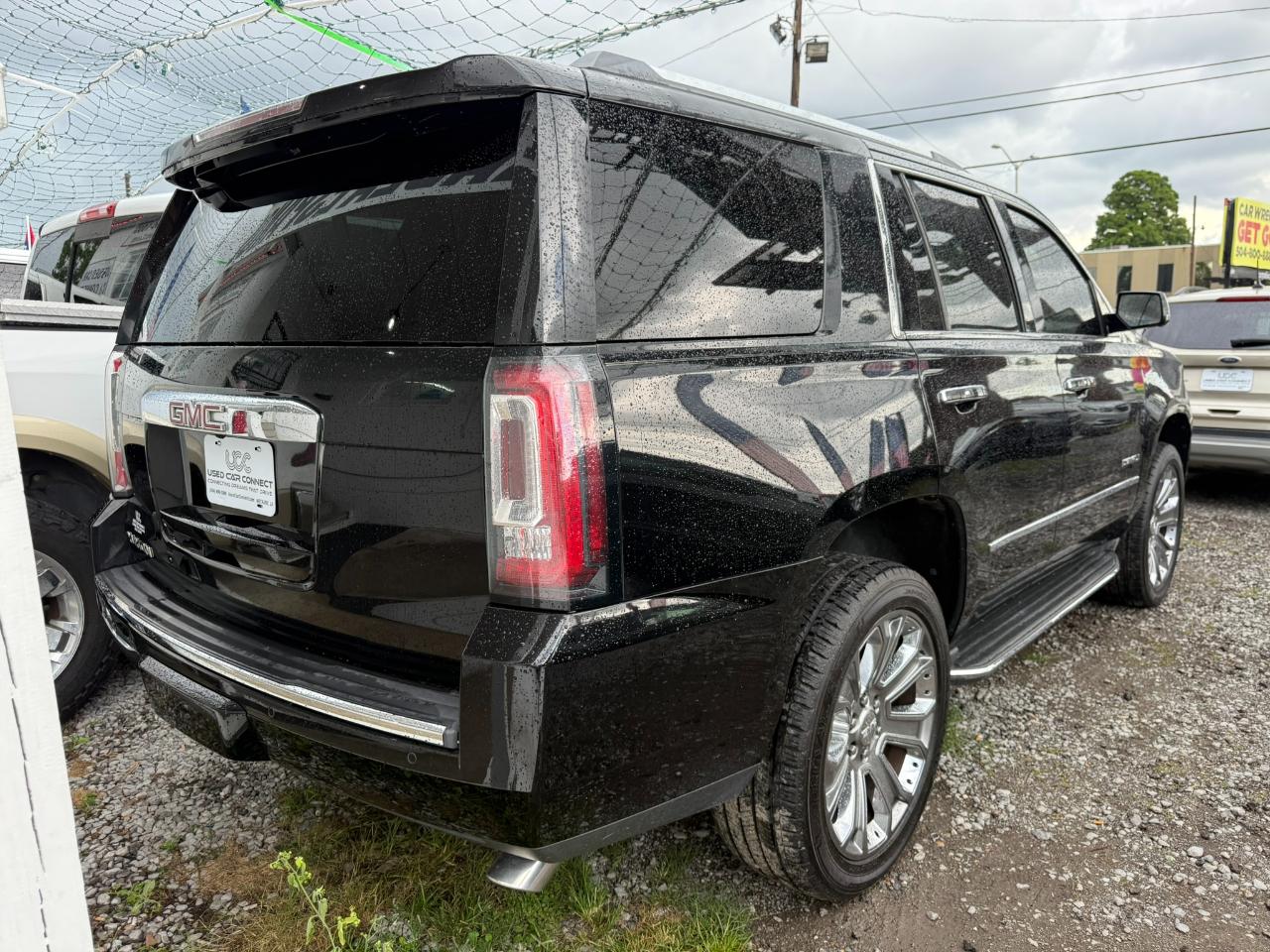 GMC Yukon 2WD 4dr Denali 2015
