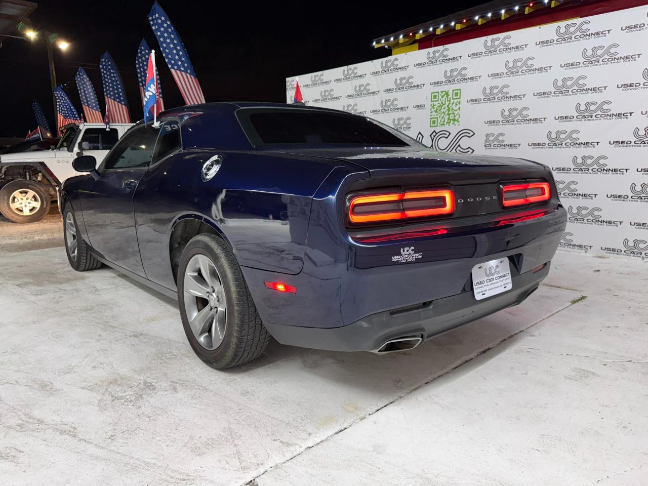 Dodge Challenger 2dr Cpe SXT 2016