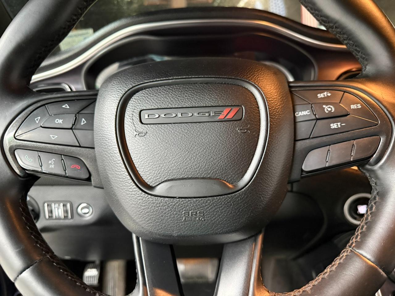 Dodge Challenger 2dr Cpe SXT 2016