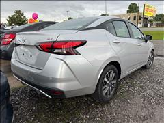 2021 Nissan Versa 