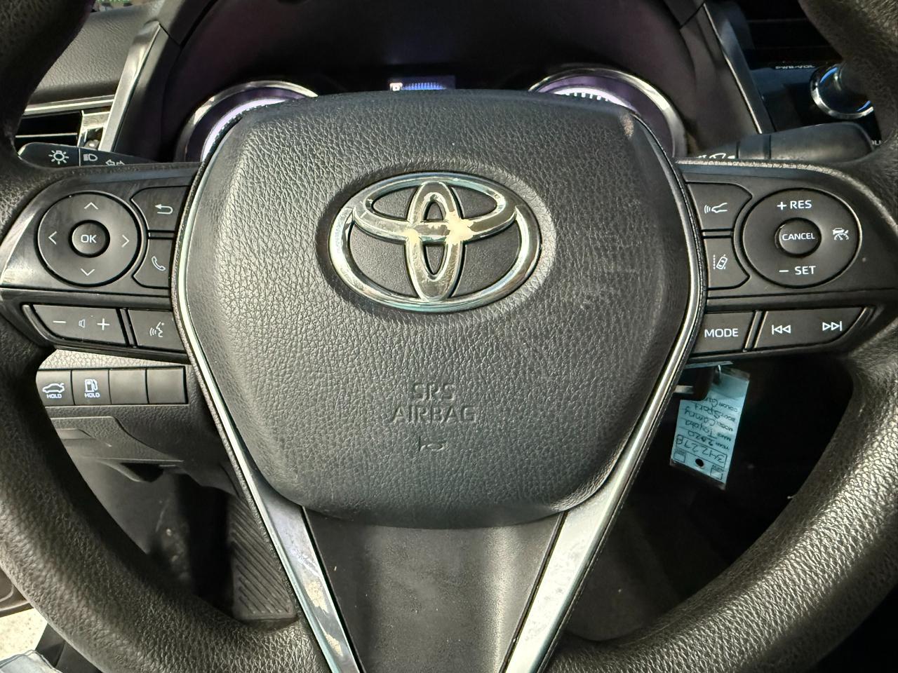 Toyota Camry LE Auto (Natl) 2020
