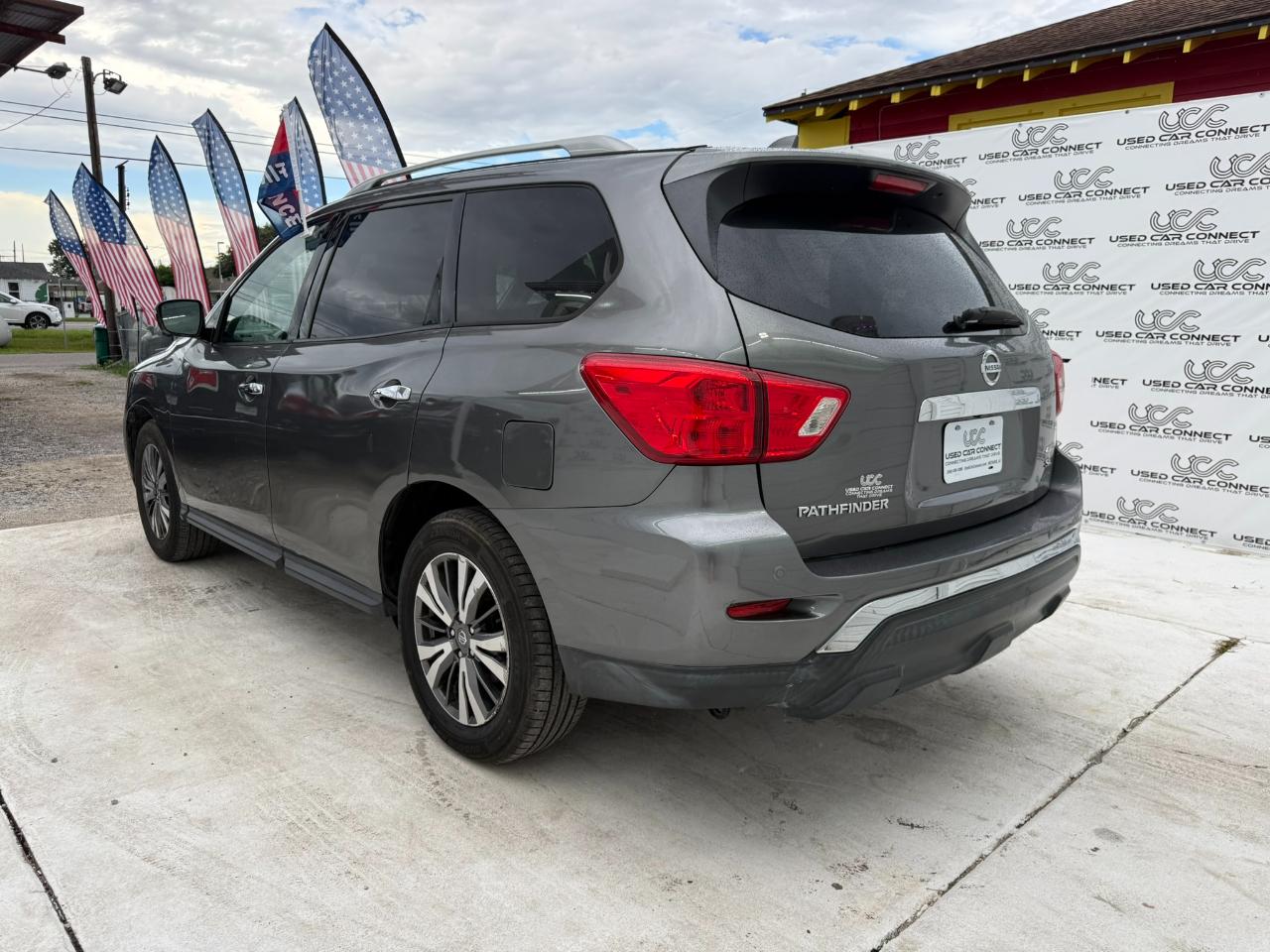Nissan Pathfinder 4x4 SL 2019