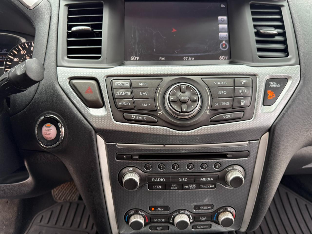 Nissan Pathfinder 4x4 SL 2019