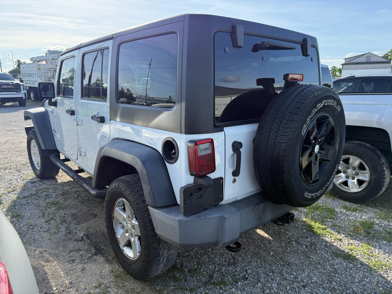 Jeep Wrangler Unlimited 4WD 4dr Sport 2016