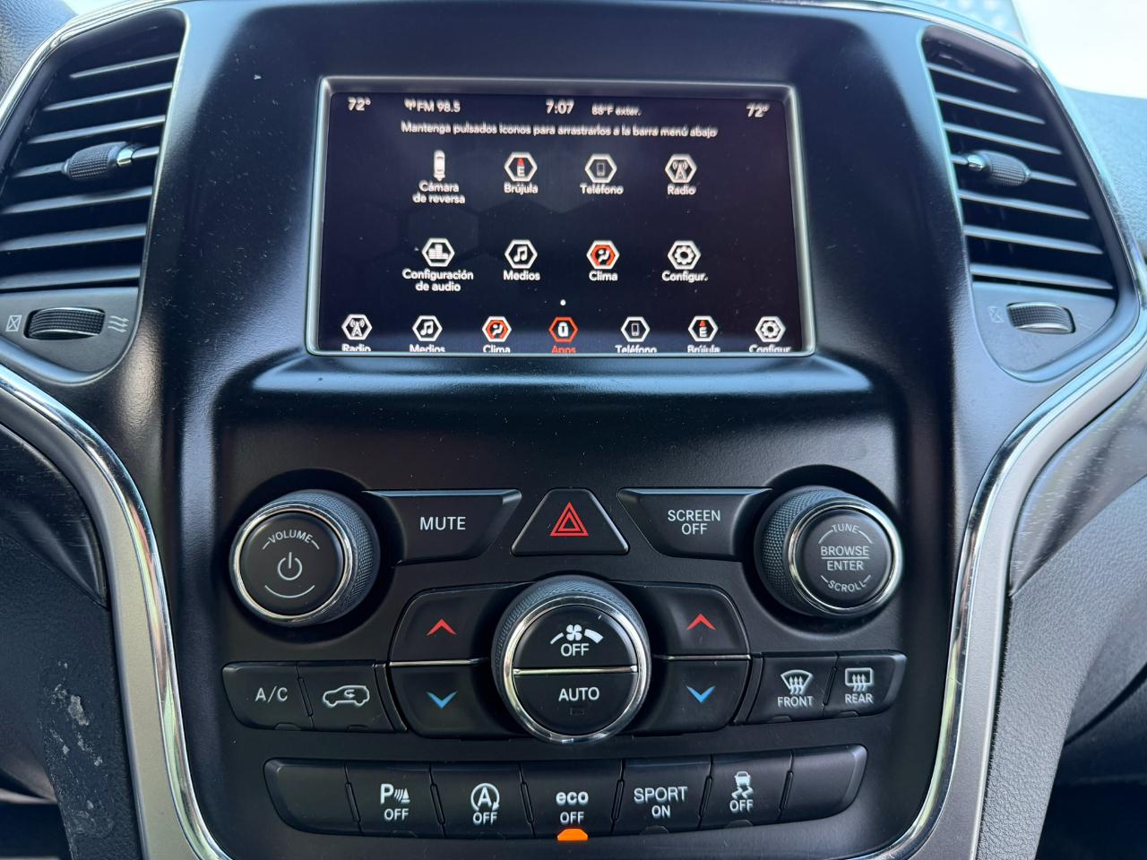 Jeep Grand Cherokee Laredo 4x4 *Ltd Avail* 2018