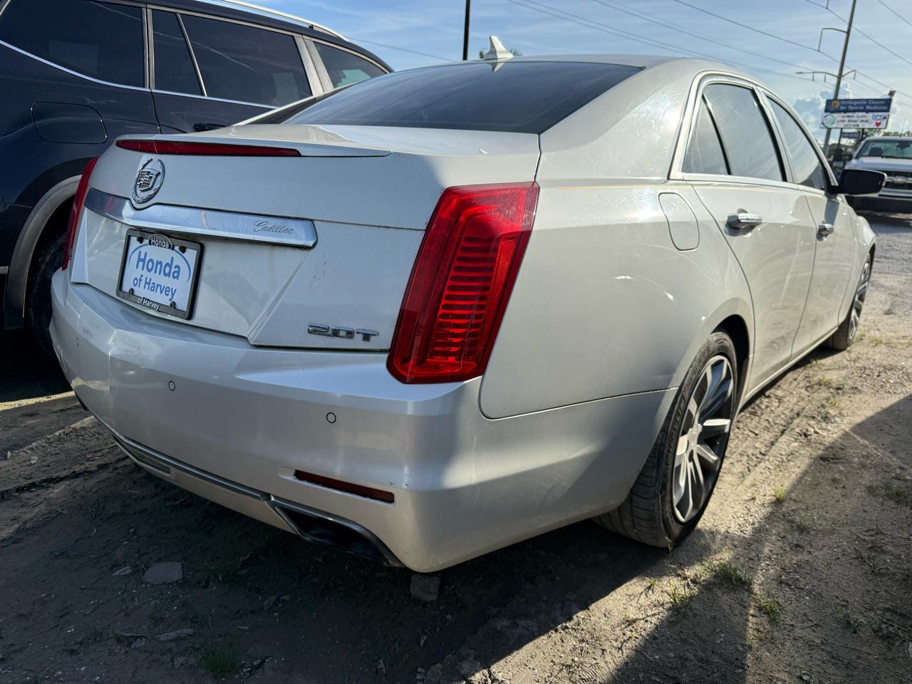 Cadillac CTS Sedan 4dr Sdn 2.0L Turbo Luxury RWD 2014