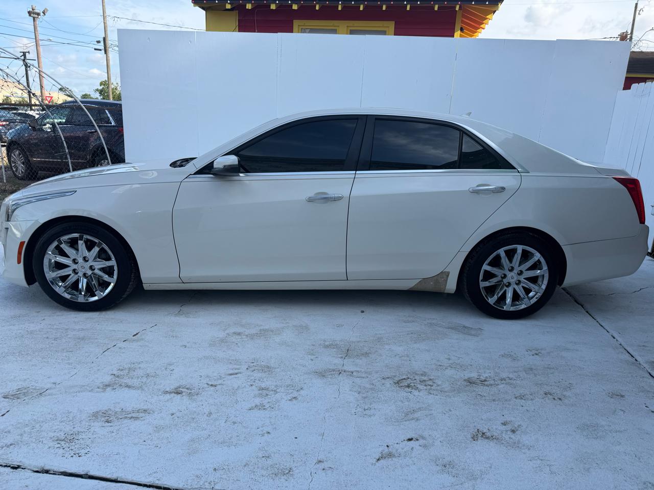 Cadillac CTS Sedan 4dr Sdn 2.0L Turbo Luxury RWD 2014