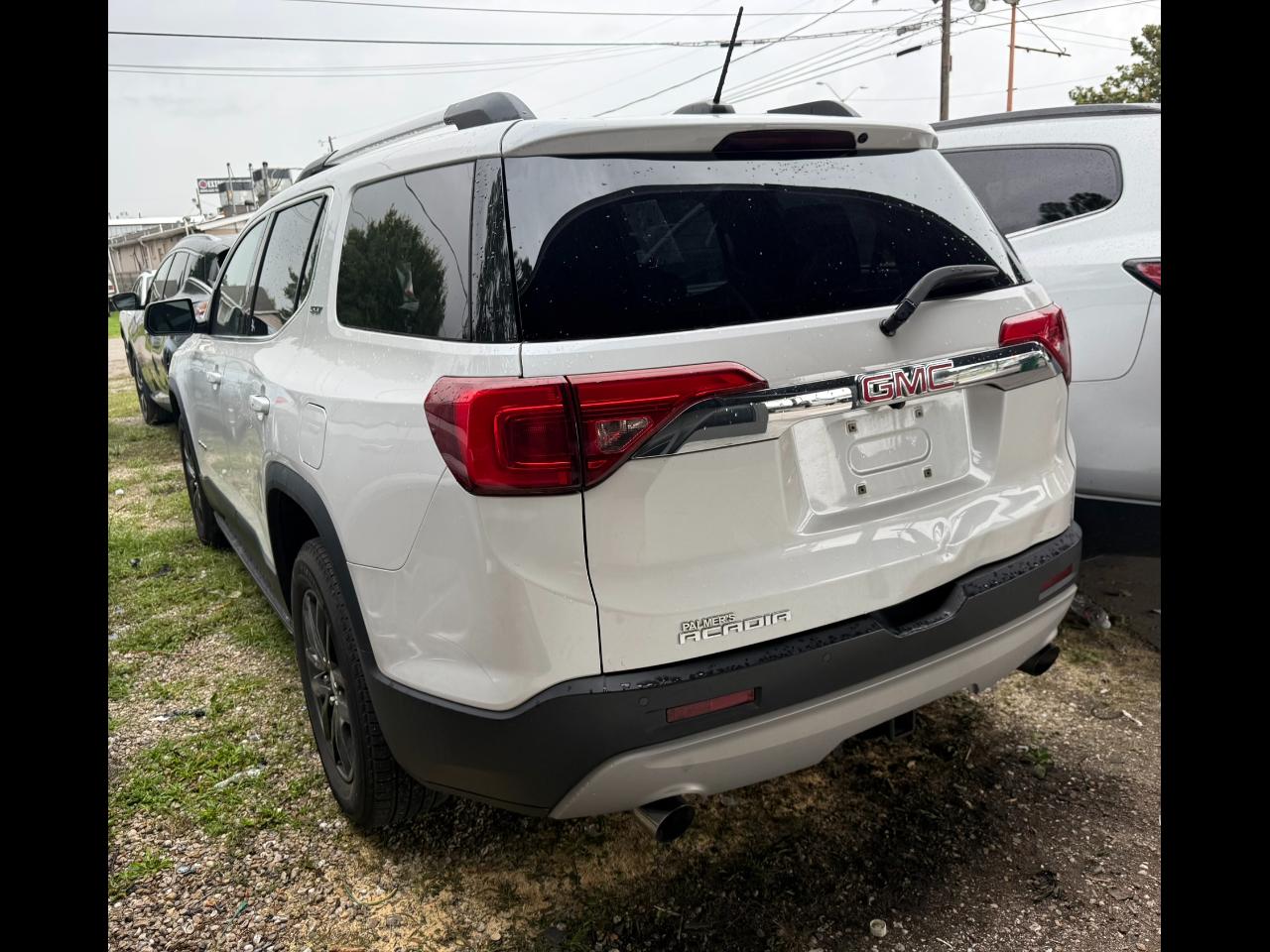 GMC Acadia FWD 4dr SLT w/SLT-1 2017