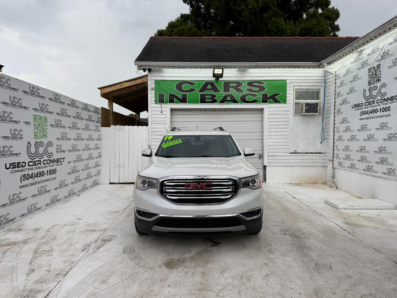 GMC Acadia FWD 4dr SLT w/SLT-1 2017