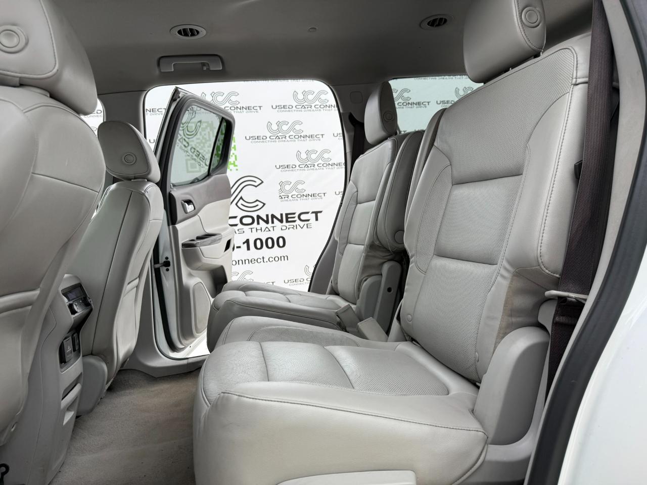 GMC Acadia FWD 4dr SLT w/SLT-1 2017