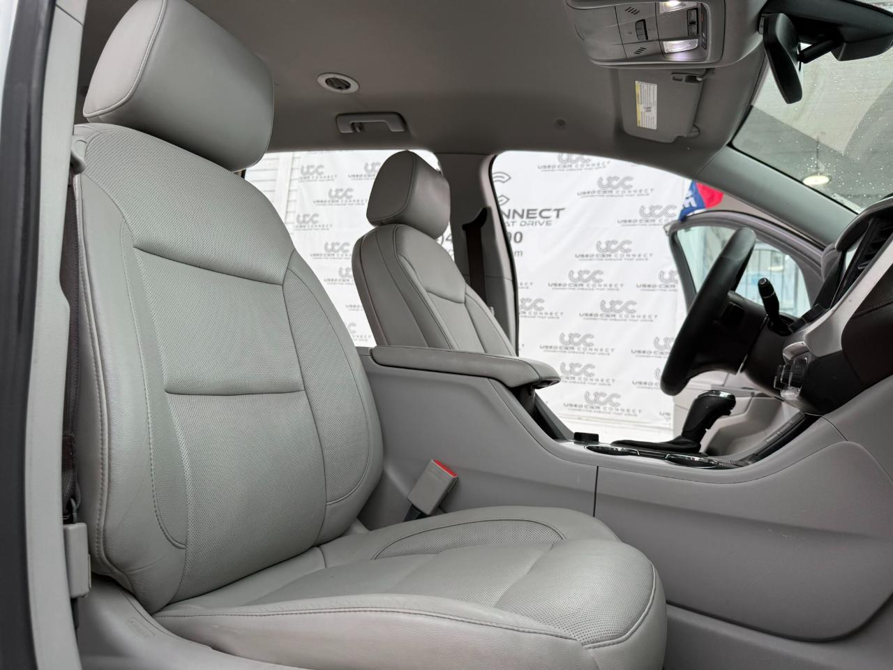 GMC Acadia FWD 4dr SLT w/SLT-1 2017