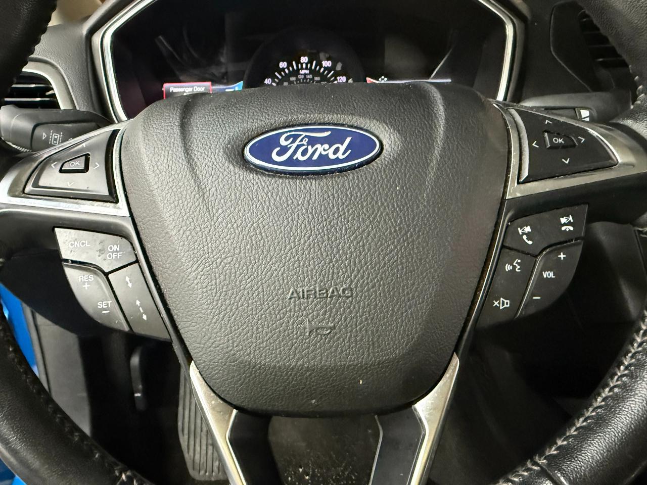 Ford Fusion SE FWD 2020