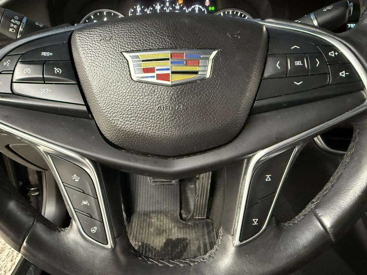 Cadillac CT6 4dr Sdn 3.6L Luxury AWD 2017