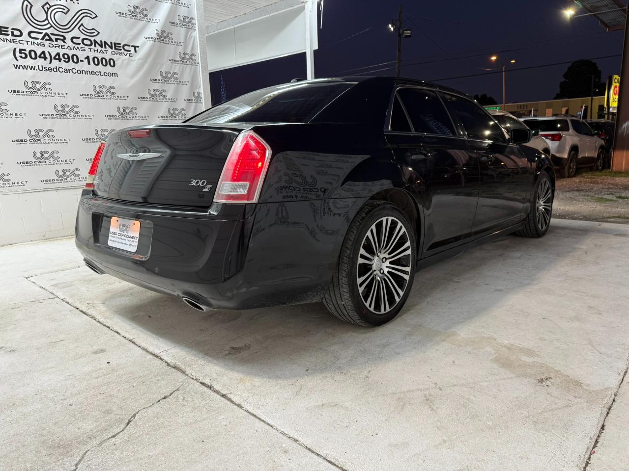 Chrysler 300 4dr Sdn 300S RWD 2014