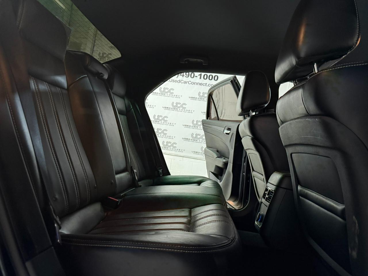 Chrysler 300 4dr Sdn 300S RWD 2014