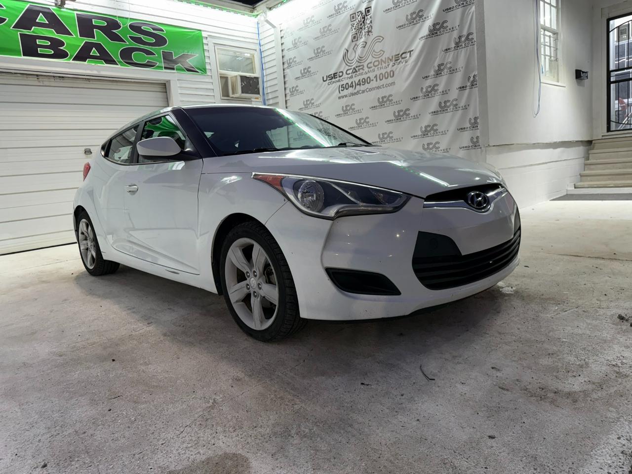 Hyundai Veloster 3dr Cpe Auto w/Black Int 2014