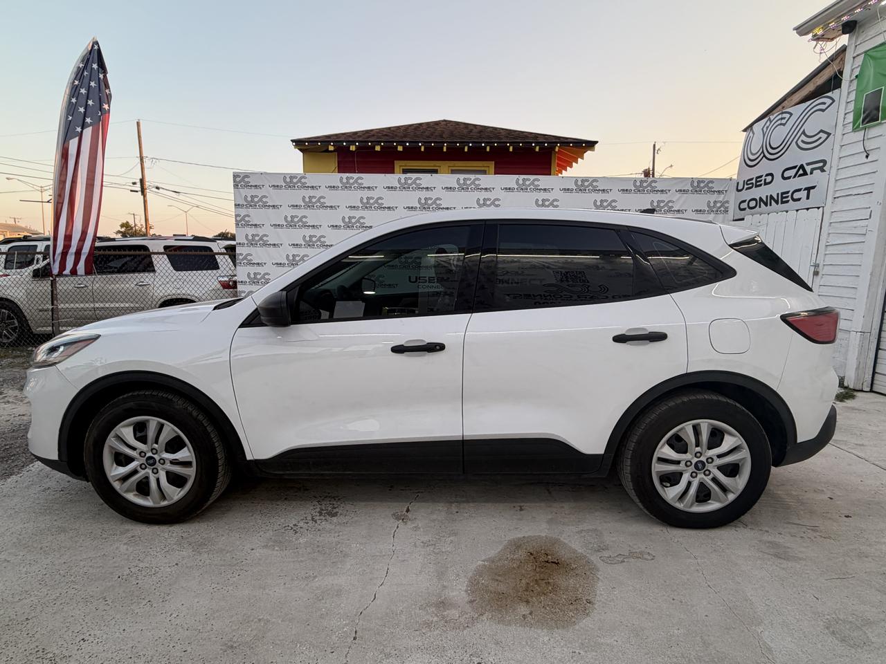 Ford Escape S FWD 2021