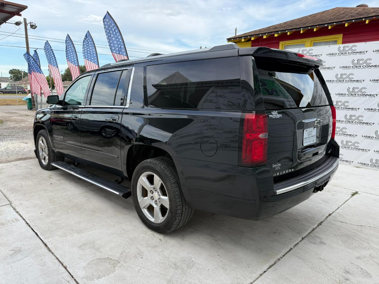 Chevrolet Suburban 2WD 4dr 1500 Premier 2017