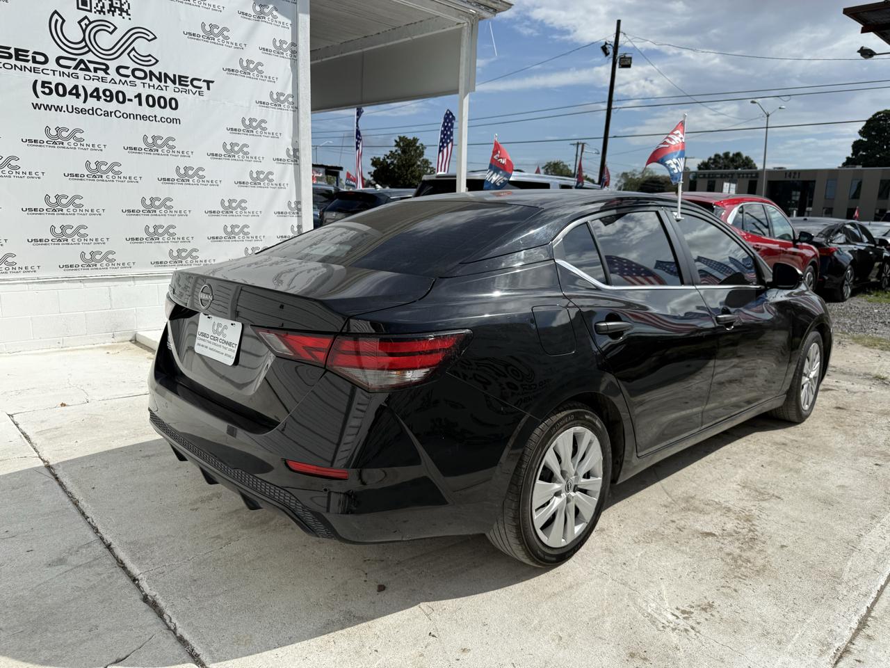 Nissan Sentra S CVT 2024