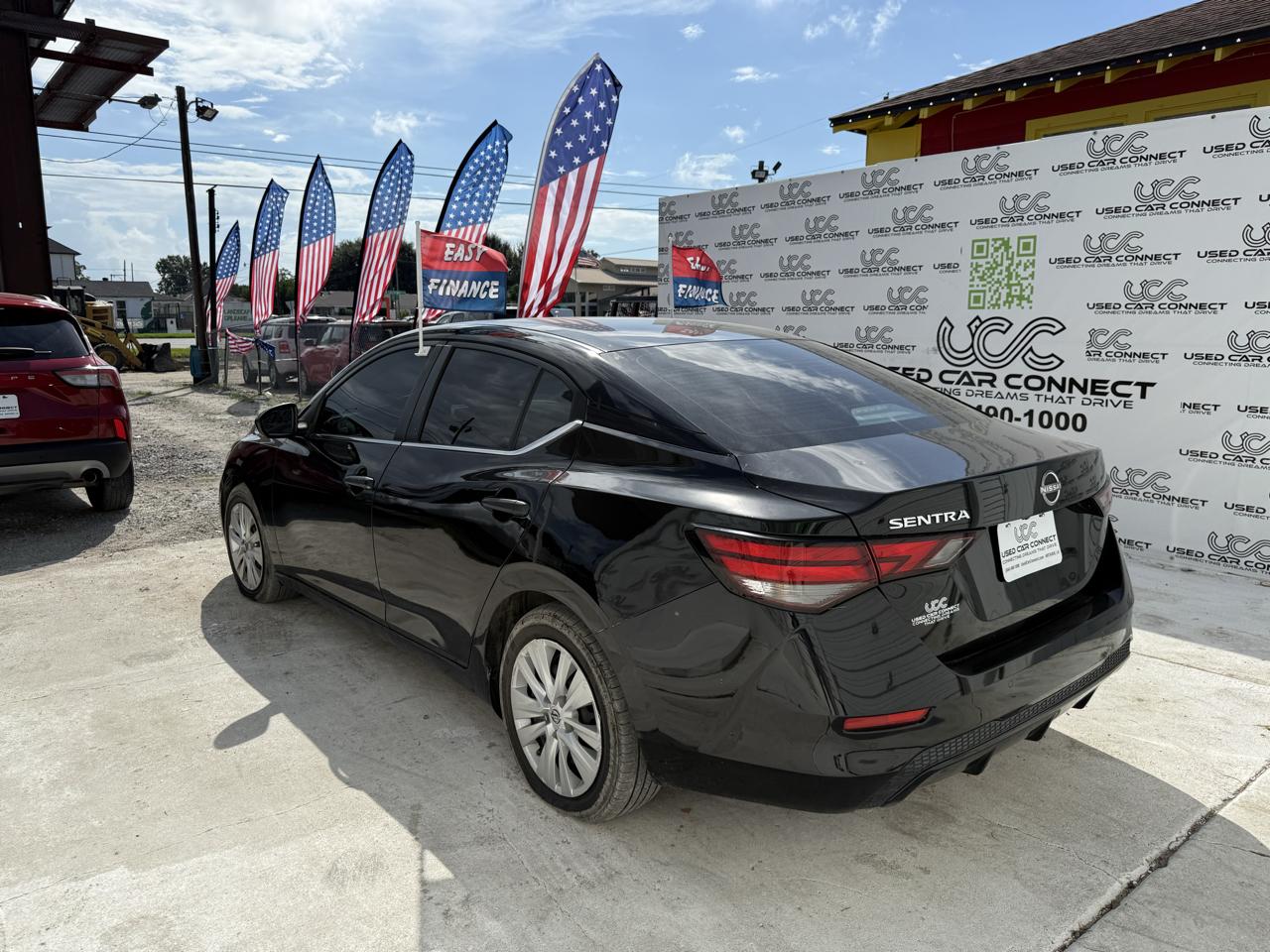 Nissan Sentra S CVT 2024