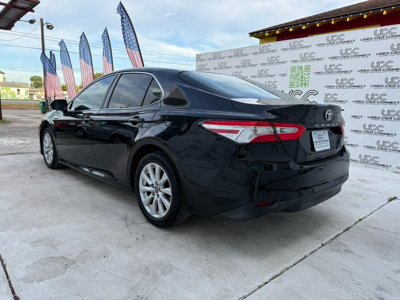 Toyota Camry XLE Auto (Natl) 2018