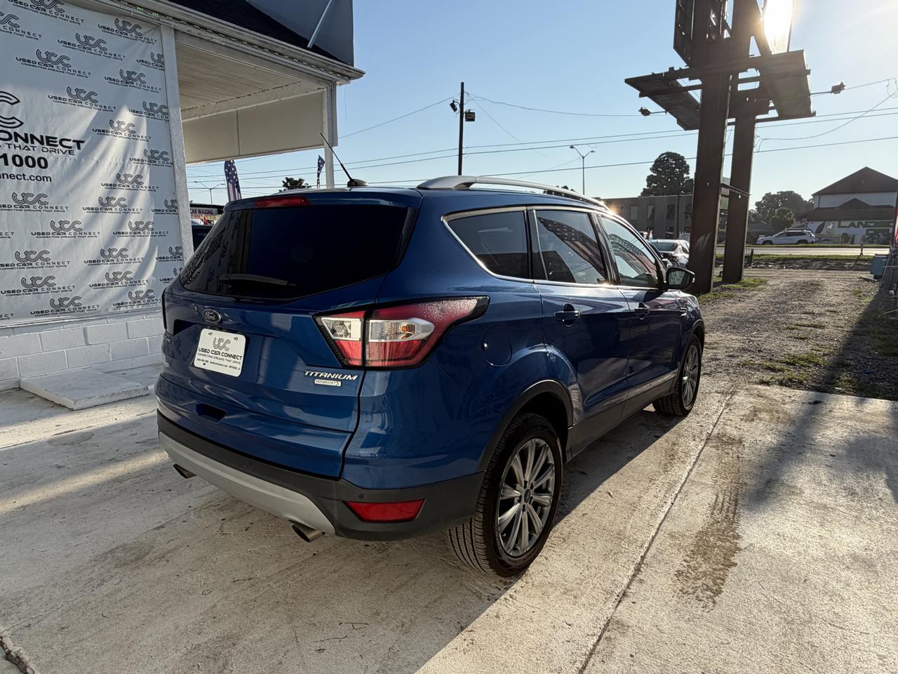 Ford Escape Titanium FWD 2017