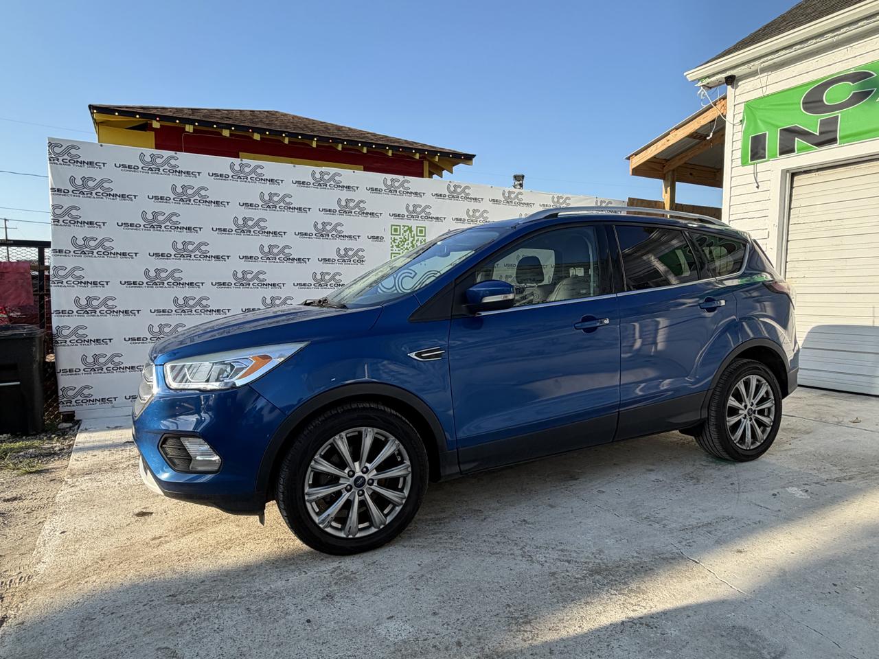 Ford Escape Titanium FWD 2017