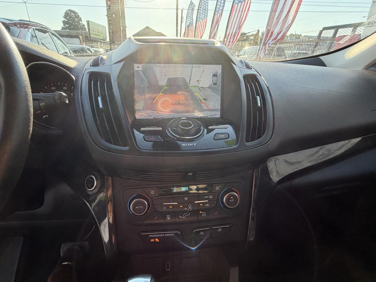 Ford Escape Titanium FWD 2017