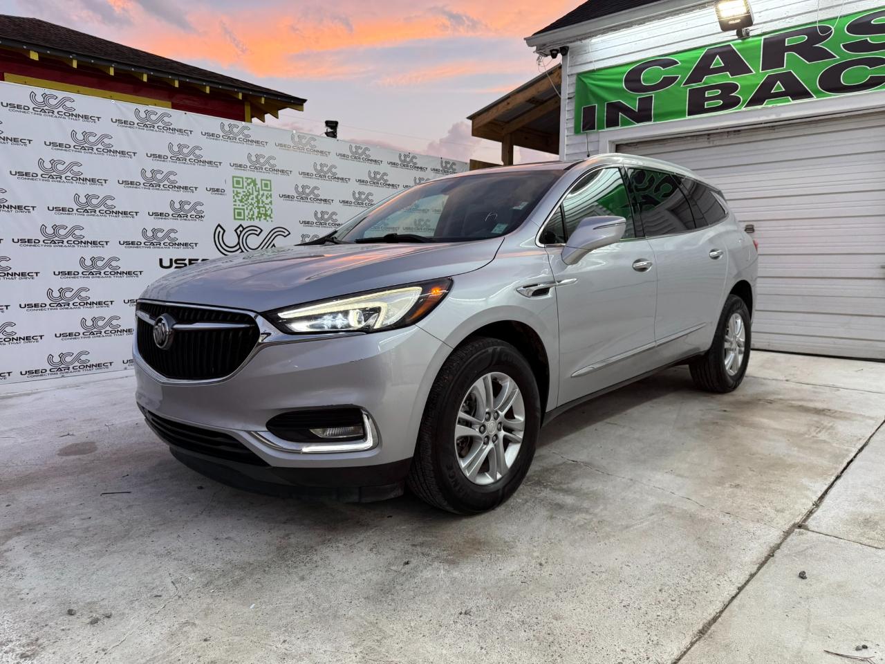 Buick Enclave FWD 4dr Essence 2021