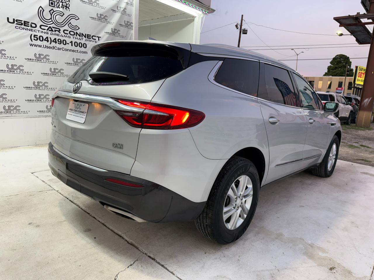 Buick Enclave FWD 4dr Essence 2021