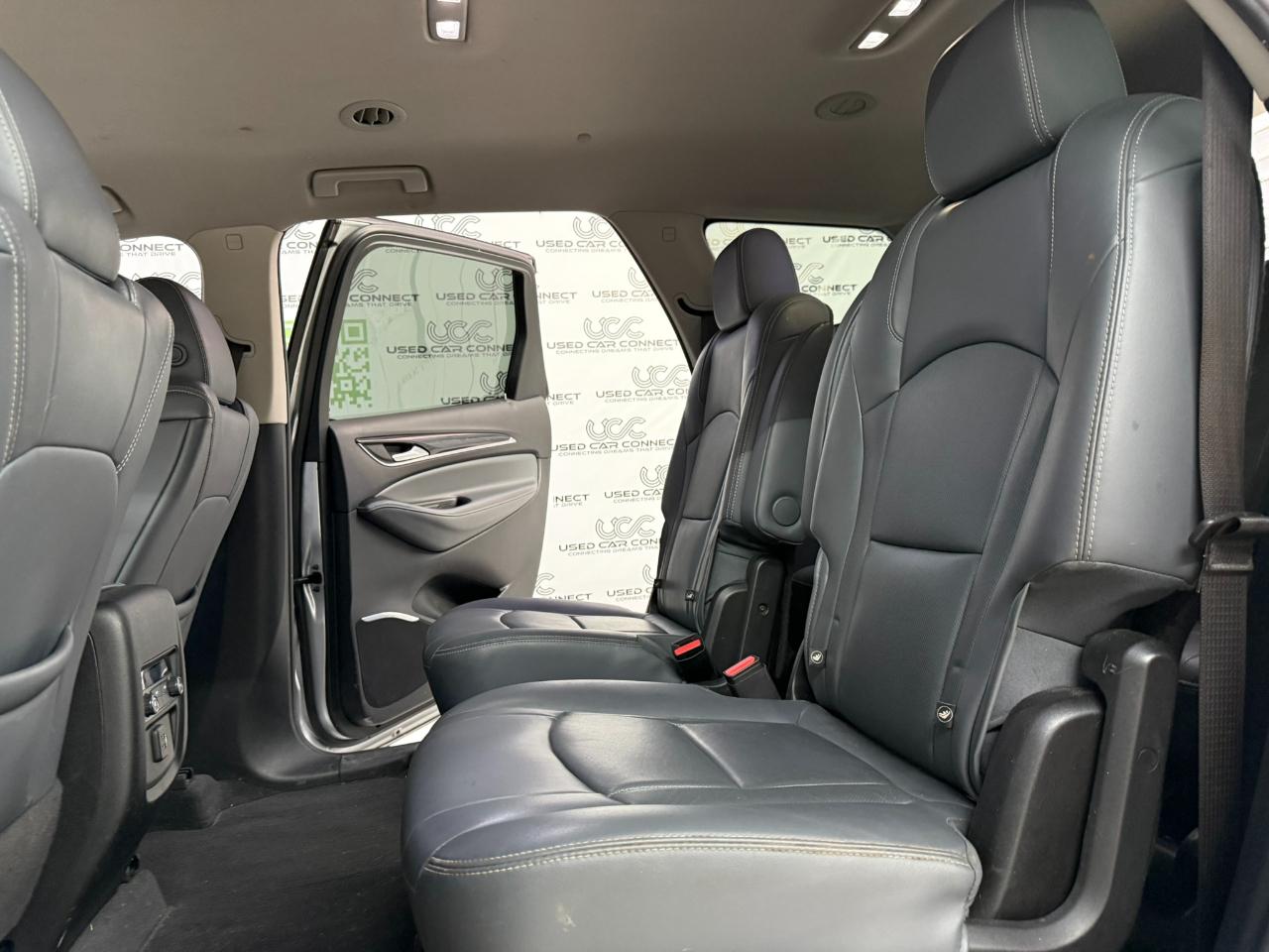 Buick Enclave FWD 4dr Essence 2021