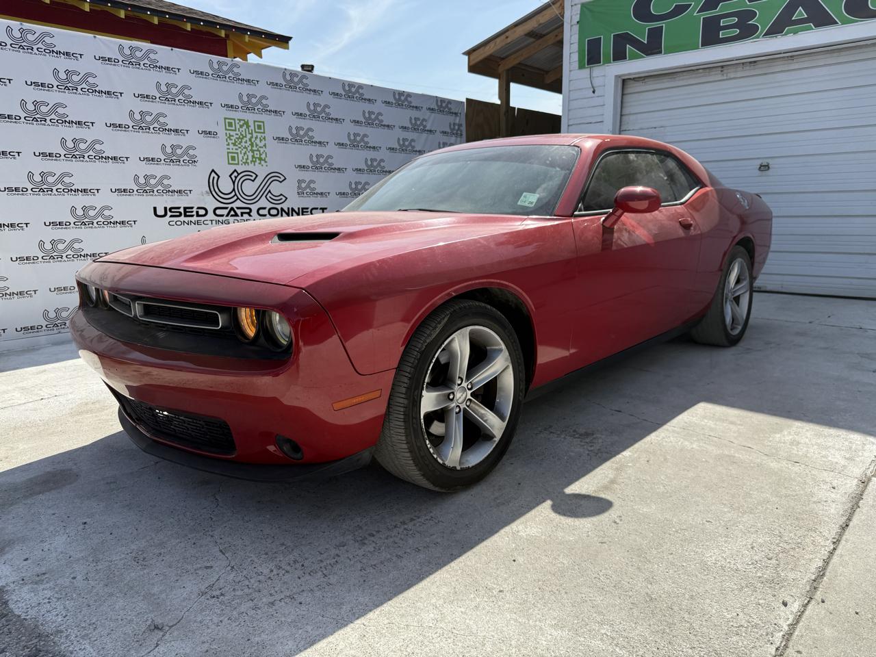 Dodge Challenger 2dr Cpe SXT 2016